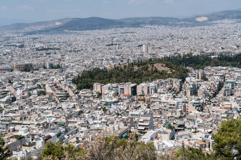 ΤτΕ: Αυξήθηκαν οι τιμές καταστημάτων και γραφείων το 2020