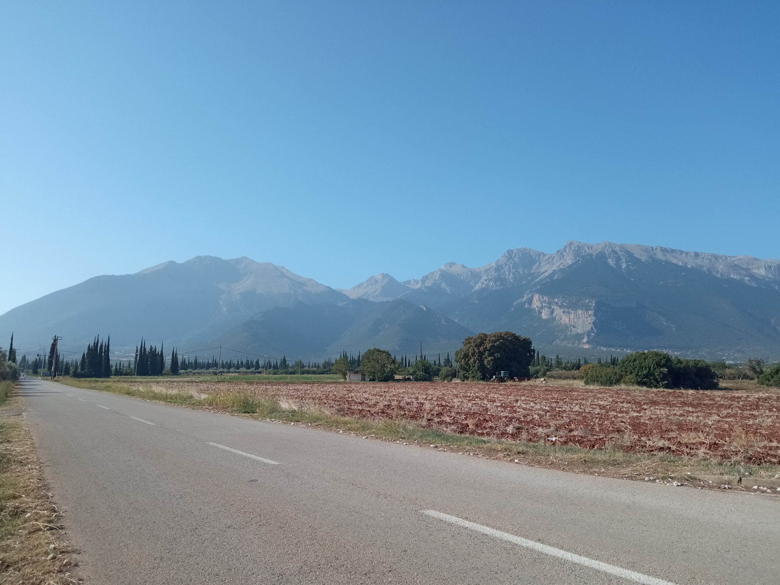 ΕΥΚΑΙΡΙΑ! ΠΩΛΟΥΝΤΑΙ 3 ΠΡΟΝΟΜΙΟΥΧΑ ΟΙΚΟΠΕΔΑ ΣΤΗΝ ΚΑΤΩ ΤΙΘΟΡΕΑ