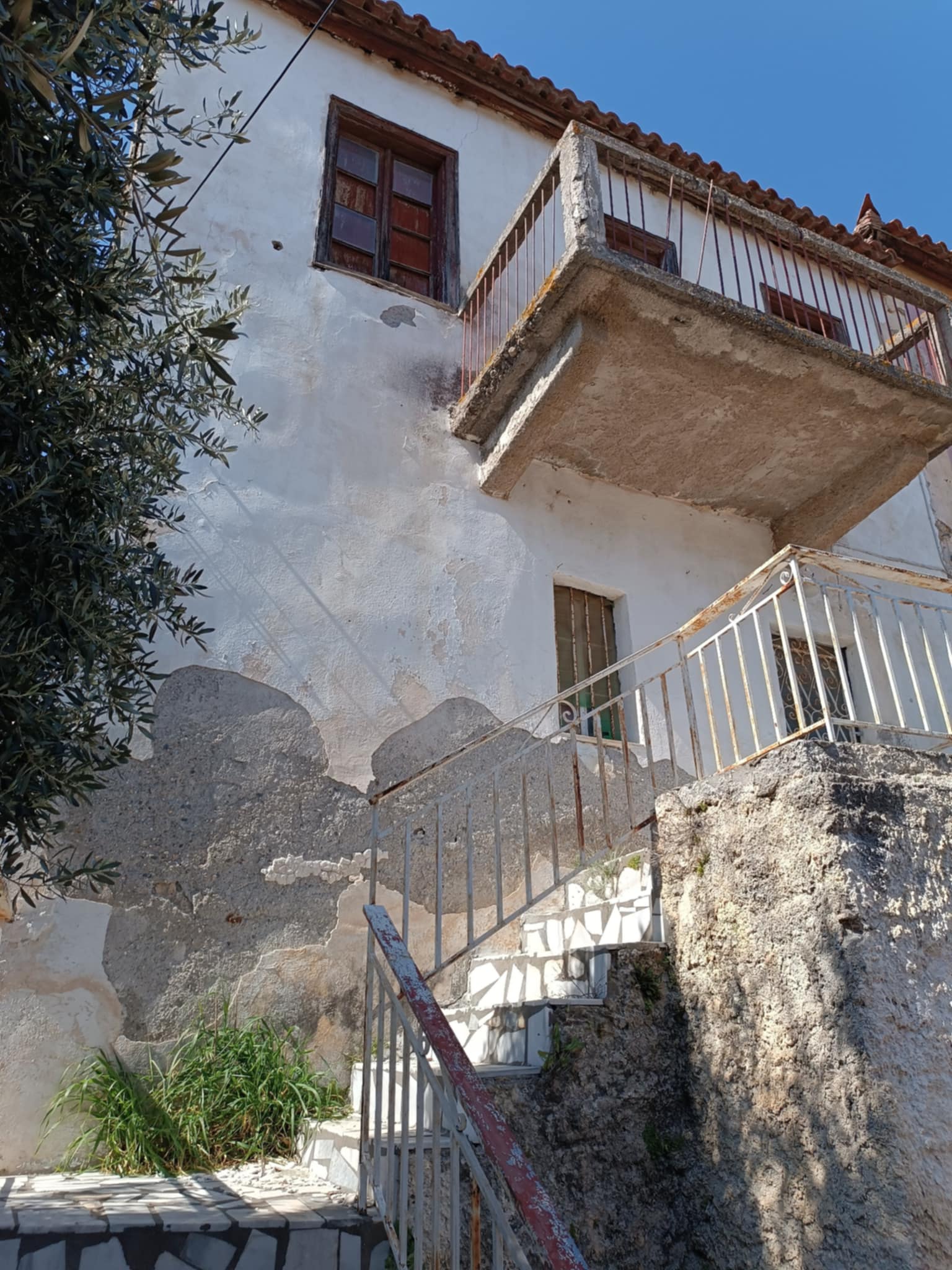 Γύθειο, Μαράθεα – πωλείται συγκρότημα 2 κατοικιών