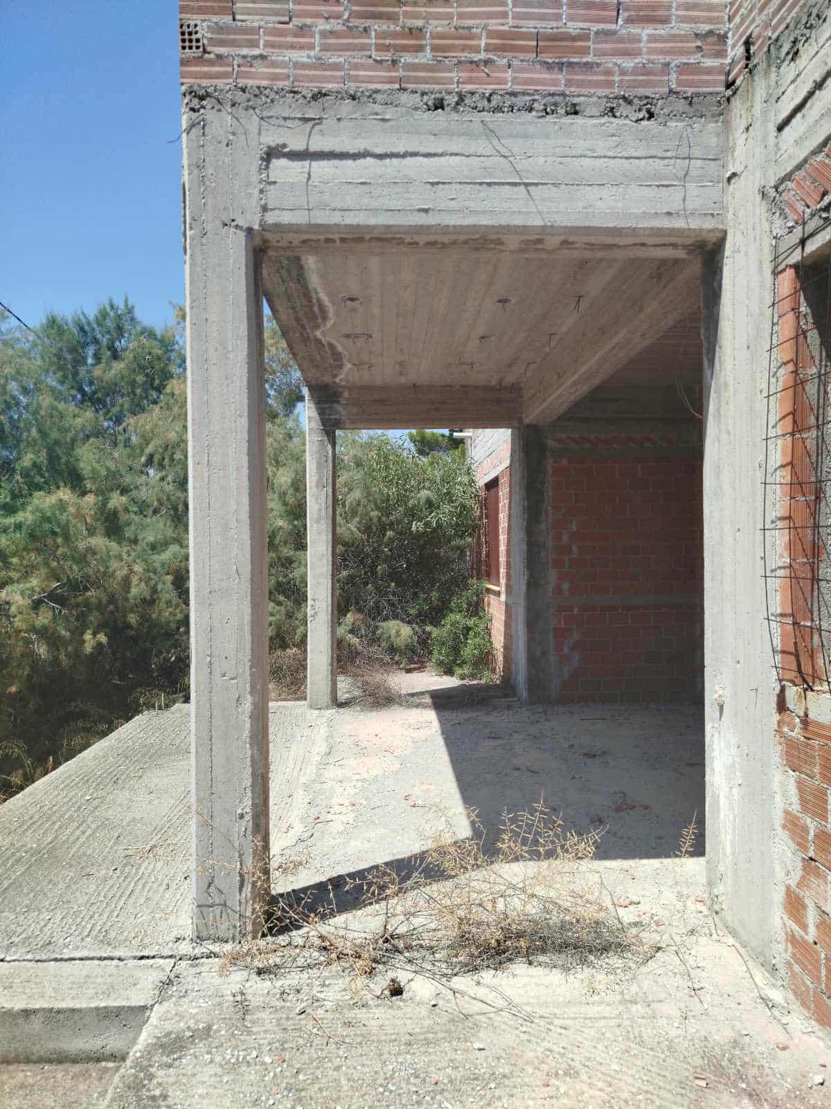 Αίγινα – Πωλείται μονοκατοικία 280 τ.μ