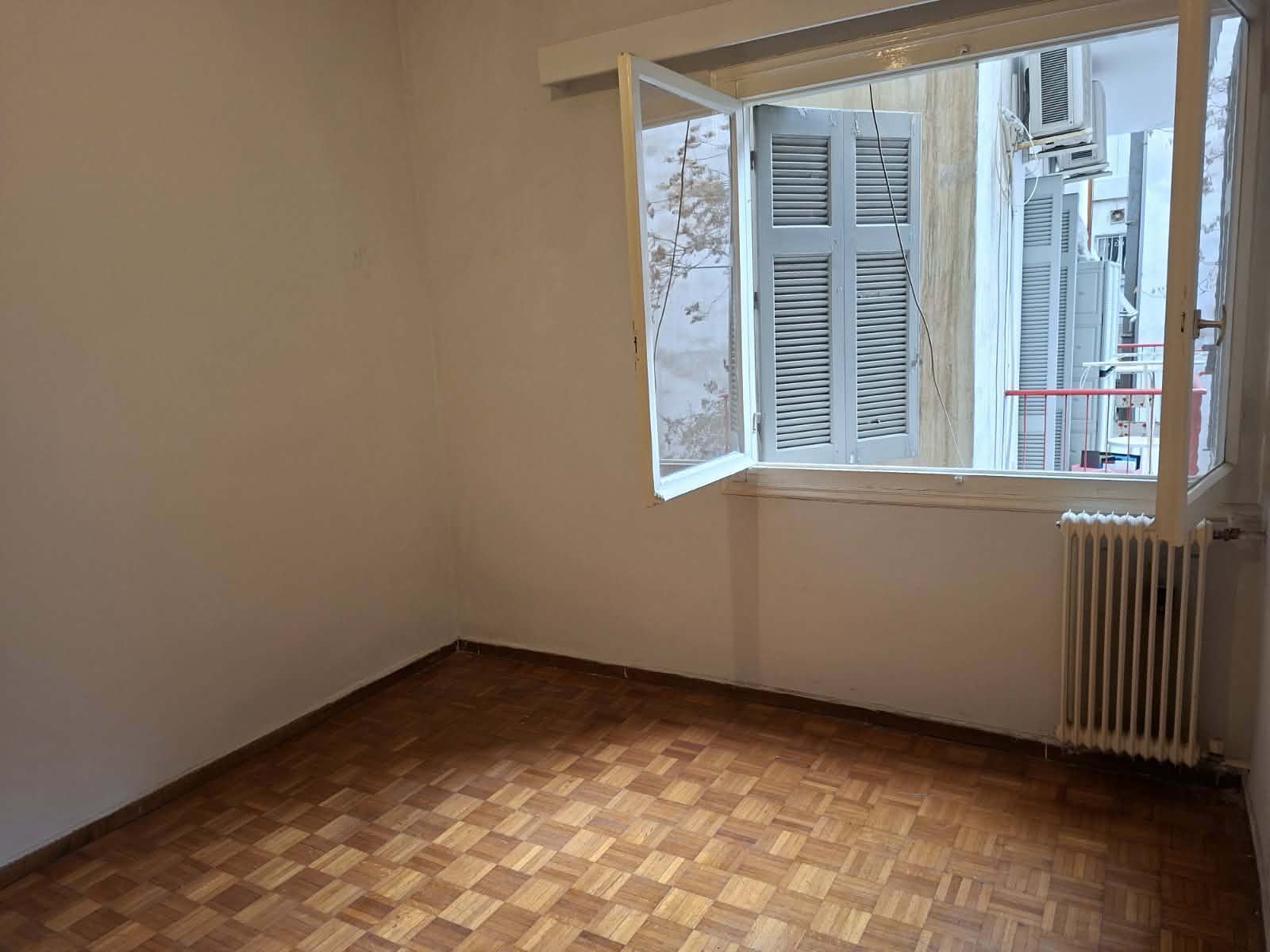 Αθήνα, πωλείται γκαρσονιέρα 26 τ.μ, με ξεχωριστή κουζίνα