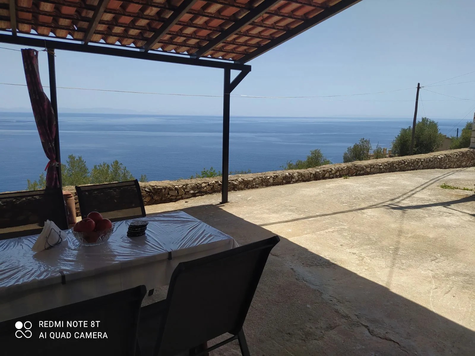 Πωλείται πέτρινη μονοκατοικία 120 τ.μ στη Μάνη με απέραντη θέα τον λακωνικό κόλπο