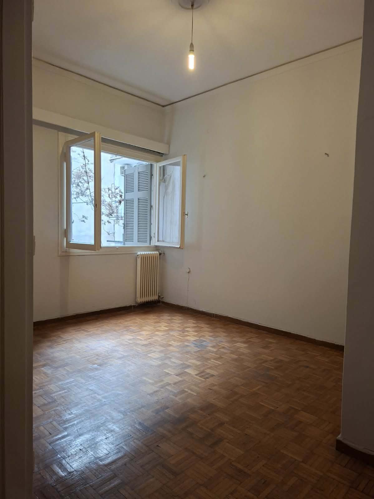 Αθήνα, πωλείται γκαρσονιέρα 26 τ.μ, με ξεχωριστή κουζίνα