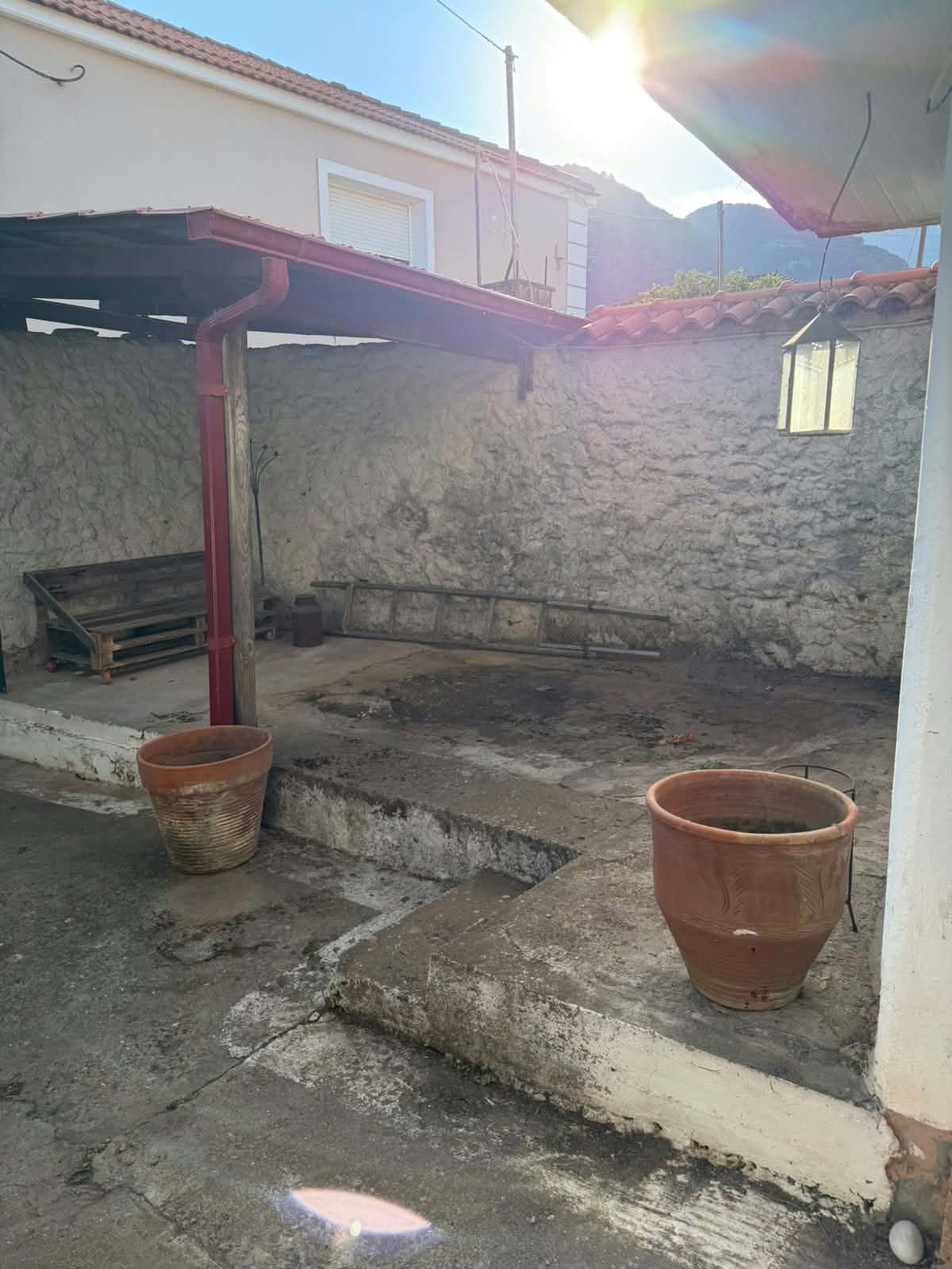 Καστόρειο Λακωνίας πωλείται διπλοκατοικία 150 τ.μ σε οικόπεδο 1.553 τ.μ